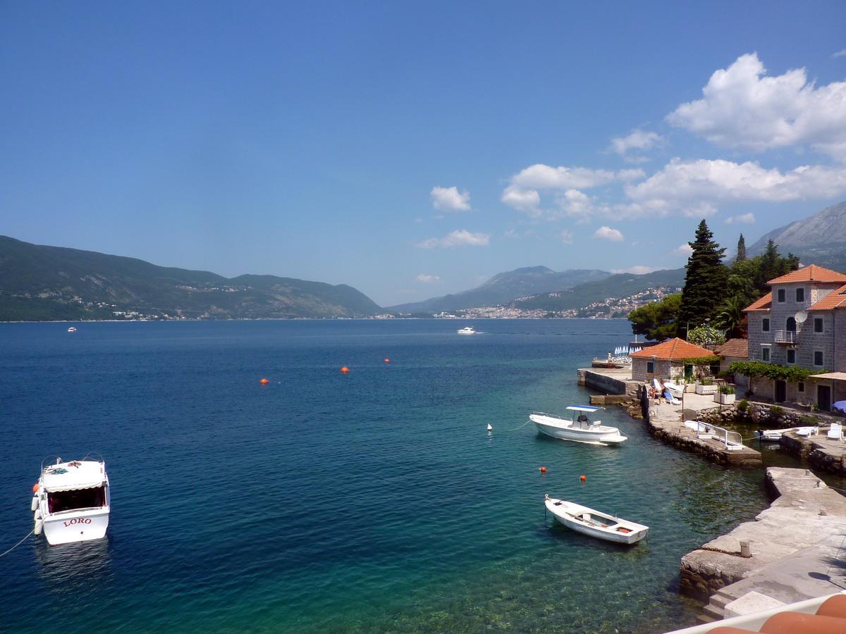 Rose - Apartmani Janovic Luštica Exterior foto